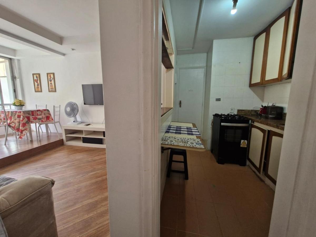 Suh Copacabana 105 Metro Posto 5 *
