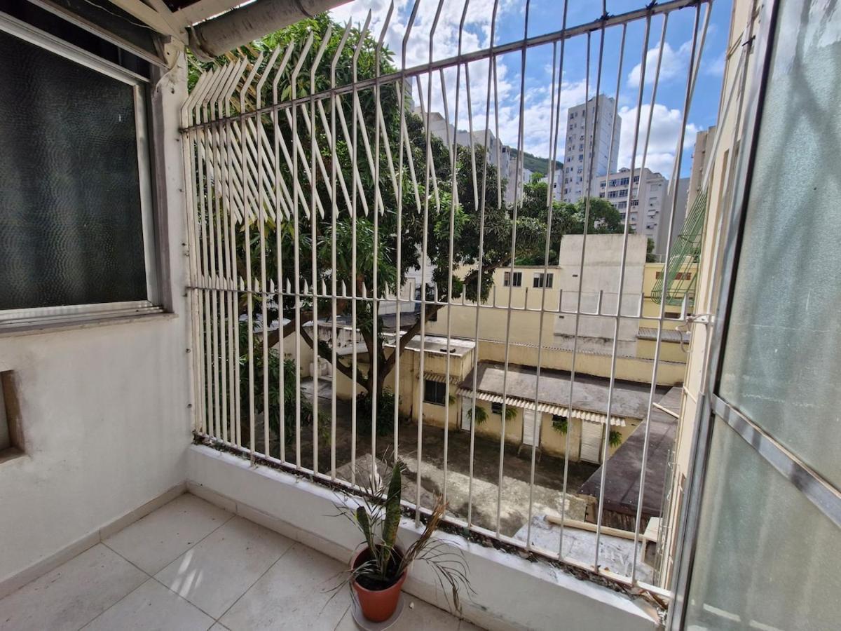 Suh Copacabana 105 Metro Posto 5 *